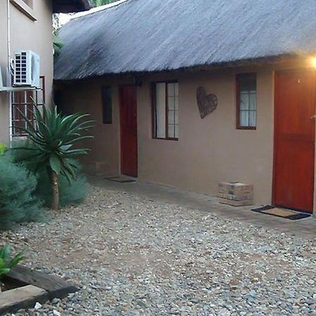 Villa Langa B&B Malalane Exterior photo